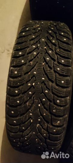 Nokian Tyres Hakkapeliitta 9 SUV 235/60 R18 101H