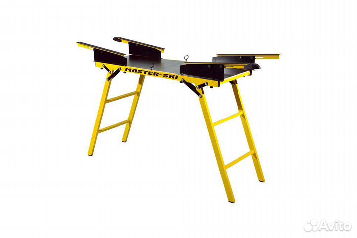 Лыжный стол для подготовки лыж