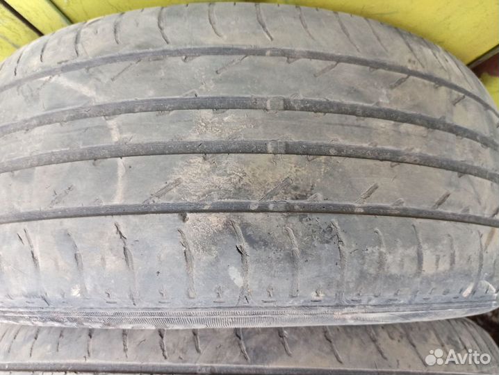 Dunlop Axiom Plus 215/55 R17