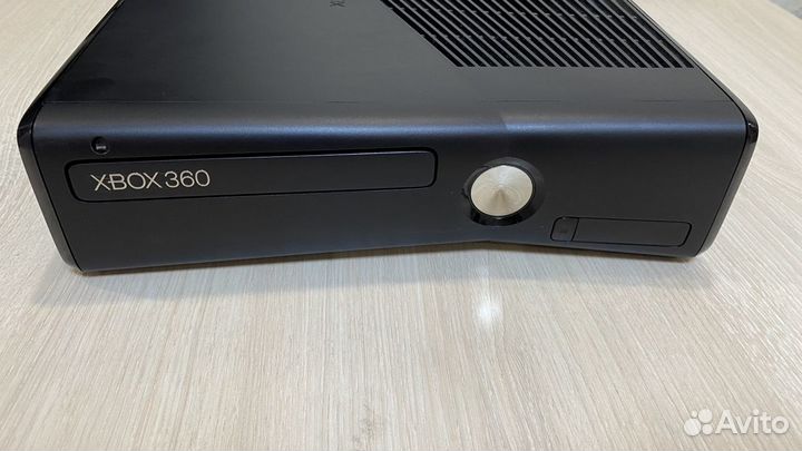 Xbox 360s прошитый freeboot 250gb