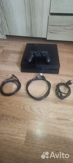 Игровая приставка ps4