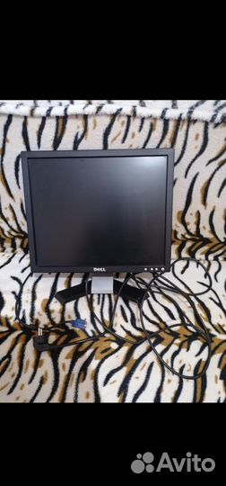 Монитор для компьютера Dell