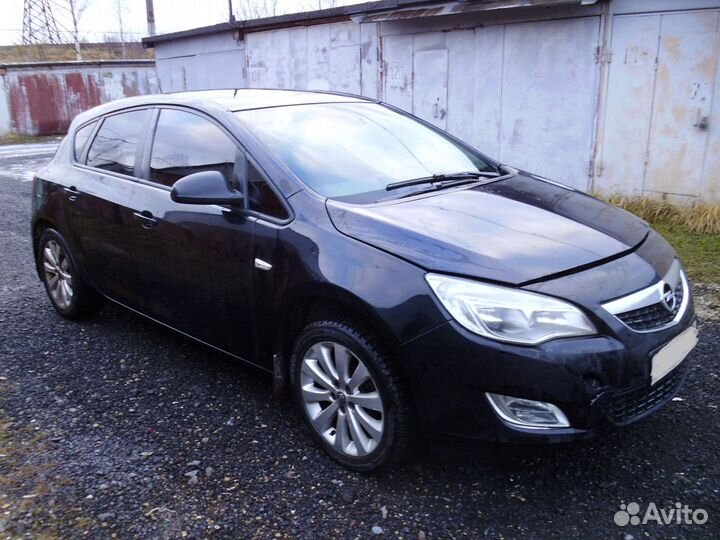 Кузов целиком Opel Astra J Опель Астра Джей a16xer