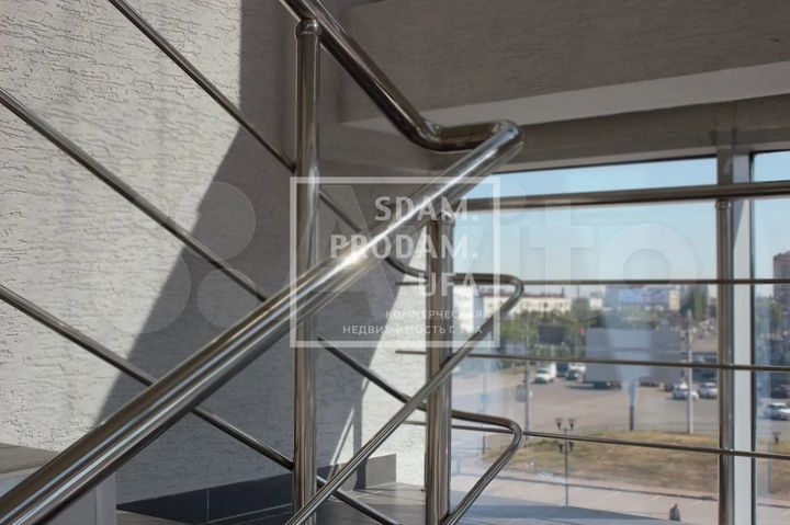 Сдам презентабельный офис 203.5 м²