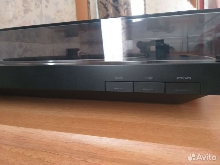 Виниловый проигрыватель Sony PC-LX310BT