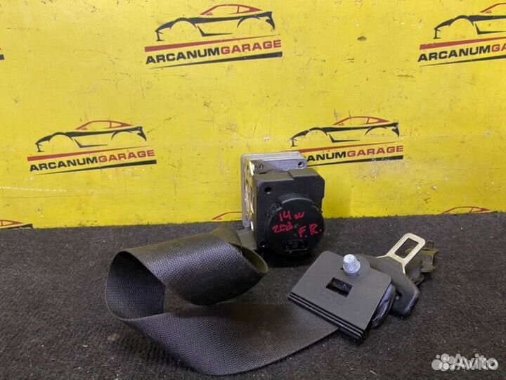 Ремень безопасности передний правый Mercedes 203