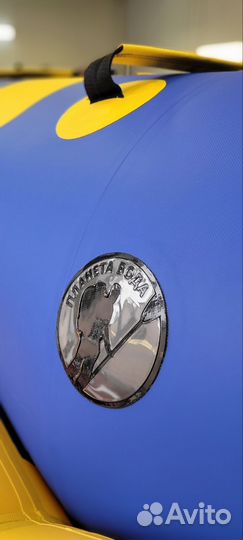 Водный дубль банан кит