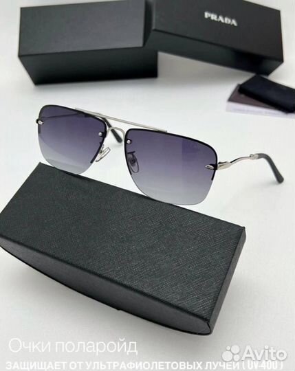 Солнцезащитные очки Prada