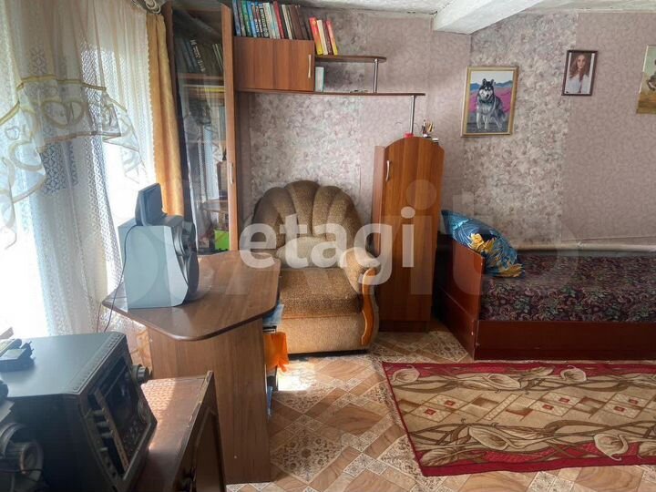 Дом 45 м² на участке 12,7 сот.