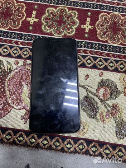 iPhone X, 64 ГБ