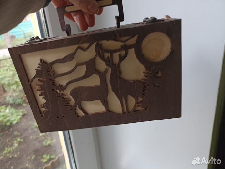 Шкатулка сундучок резьба Олени