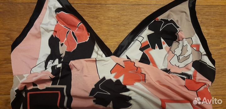 Майка, Италия, L