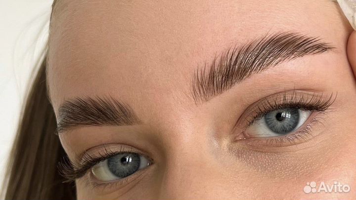 Вакансия мастер бровист