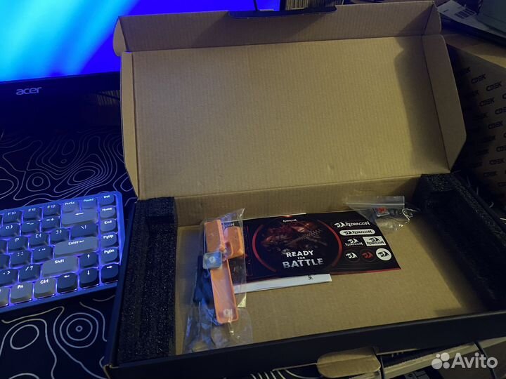 Низкопрофильная механическая клавиатура