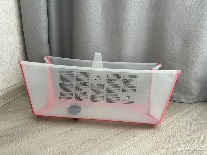 Ванночка для купания складная stokke с ножками