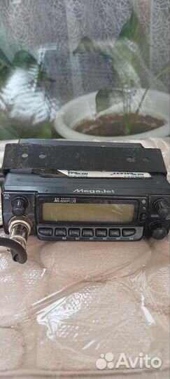 Автомобильная рация с антенной