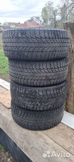 Triangle Snowlink TWT02 225/45 R17 94