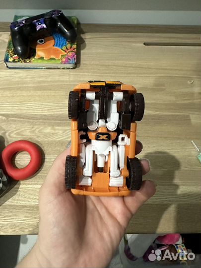 Машинка tobot