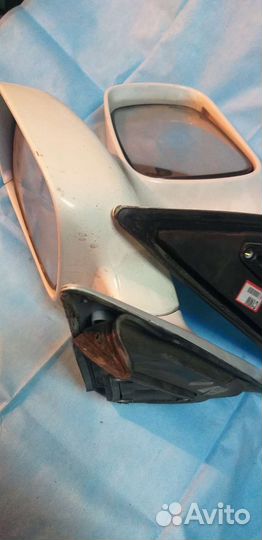 Зеркало заднего вида