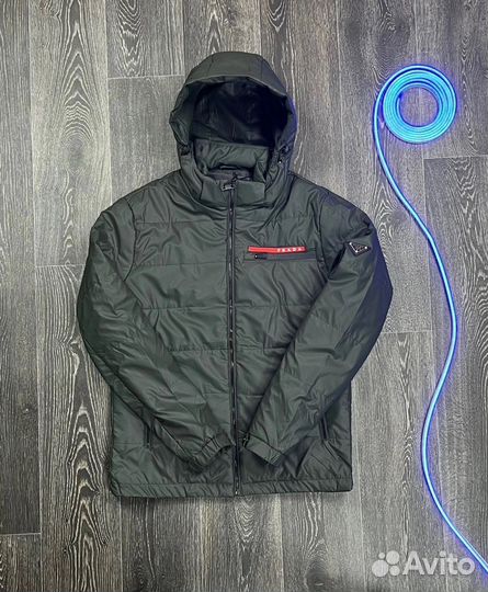 Куртки prada весенние