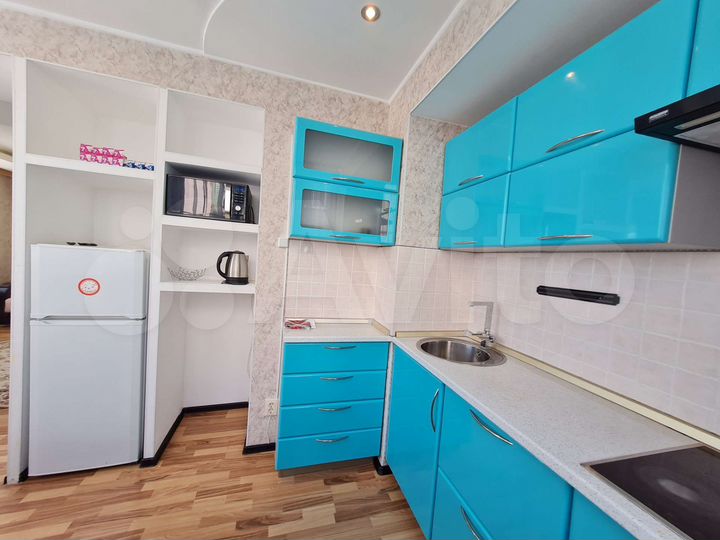 2-к. квартира, 72 м², 8/9 эт.