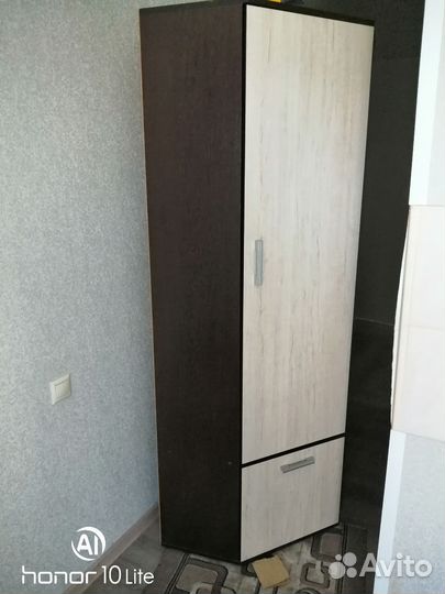 Угловой шкаф