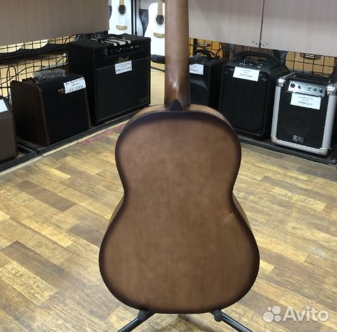 Классическая гитара Амистар