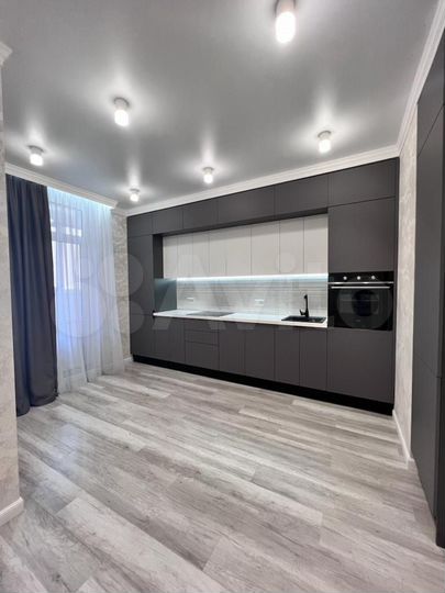 1-к. квартира, 42 м², 3/24 эт.