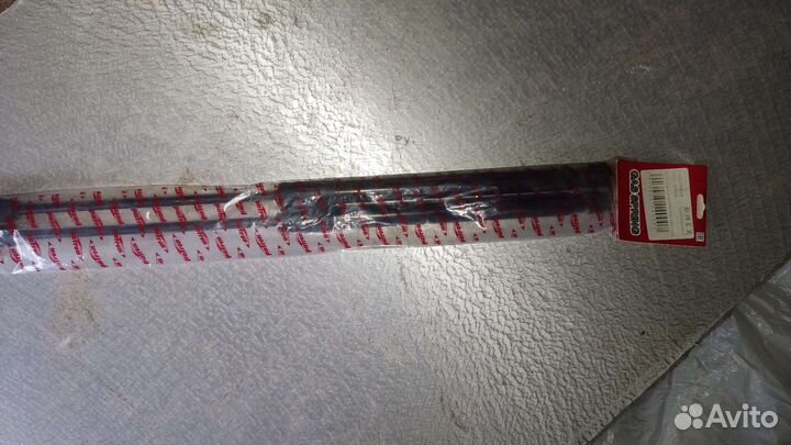 Амортизаторы крышки багажника