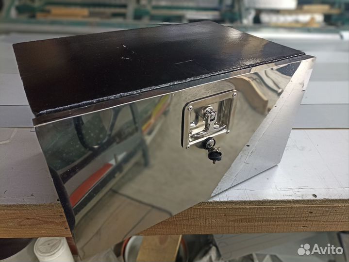 Ящик под инструмент