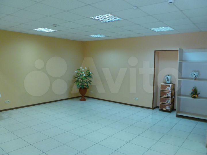 Продаётся нежилое помещение, 52 м²