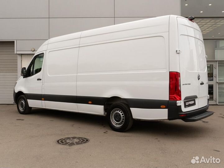 Mercedes-Benz Sprinter цельнометаллический, 2022