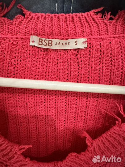 Свитер женский