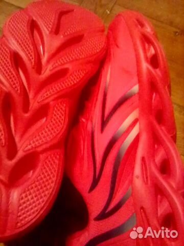 Кроссовки мужские 45 размера новые(ярко-красные)