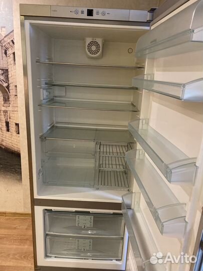 Холодильник liebherr CPes 46130