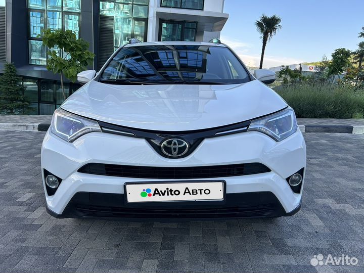 Toyota RAV4 2.5 AT, 2018, 126 479 км