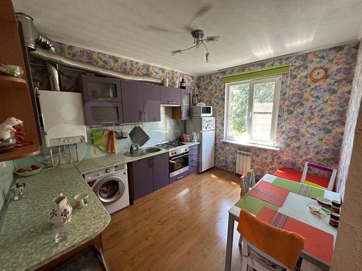 Дом 112 м² на участке 1,5 сот.