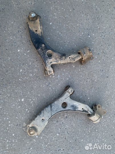 Рычаг перед. Левый mazda 3 bk