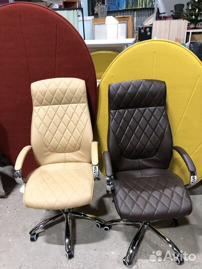Компьютерные кресла новые