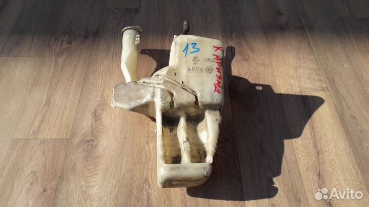 Бачок омывателя №13 Mitsubishi Carisma 2000