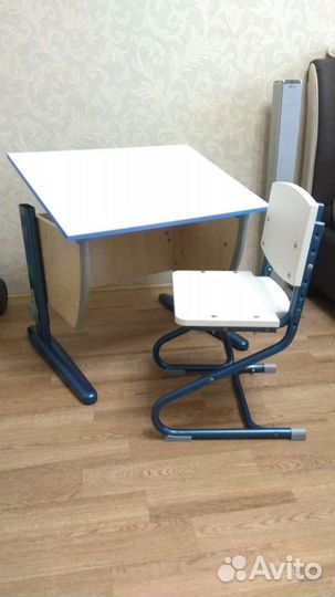Письменный стол парта