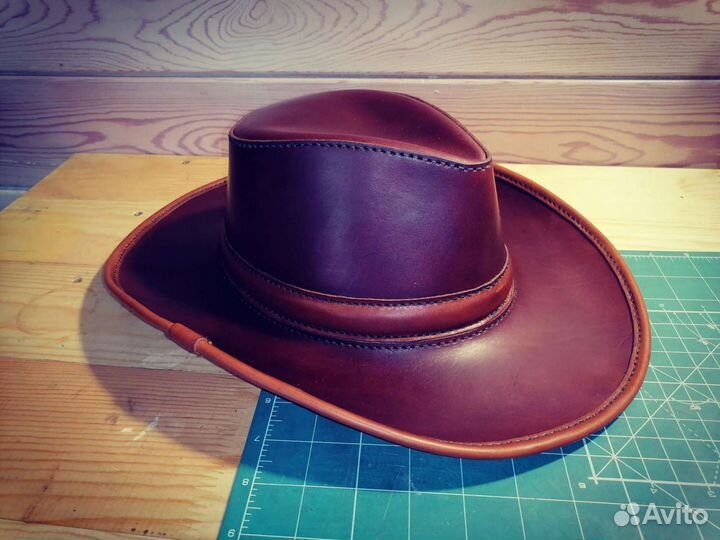 Кожаная шляпа ручная работа