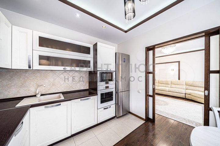 3-к. квартира, 100,4 м², 6/12 эт.