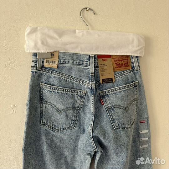 Джинсы Levis Low Pro