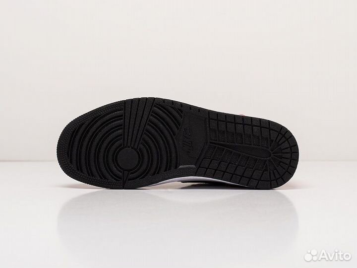 Кроссовки nike AIR jordan 1 MID