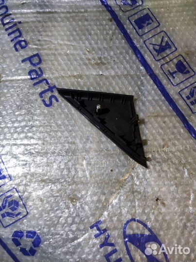 Накладка крепления зеркала салона 876602к000 Kia S