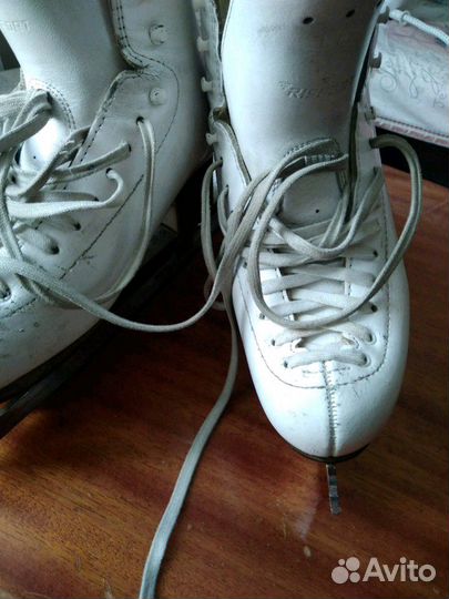 Коньки для фигурного катания Risport RF3