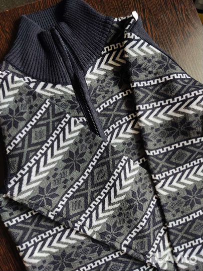 Кофта новая