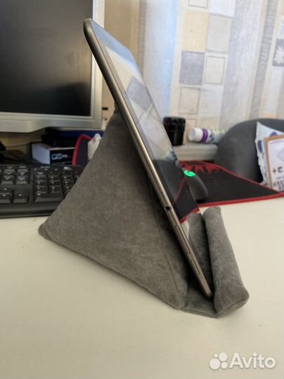 Подставка для планшета, телефона