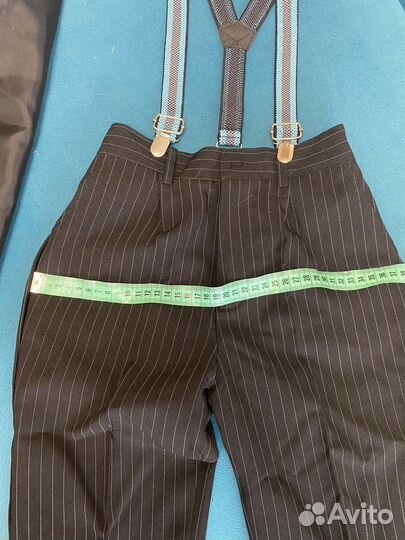 Нарялный костюм на мальчика 122р